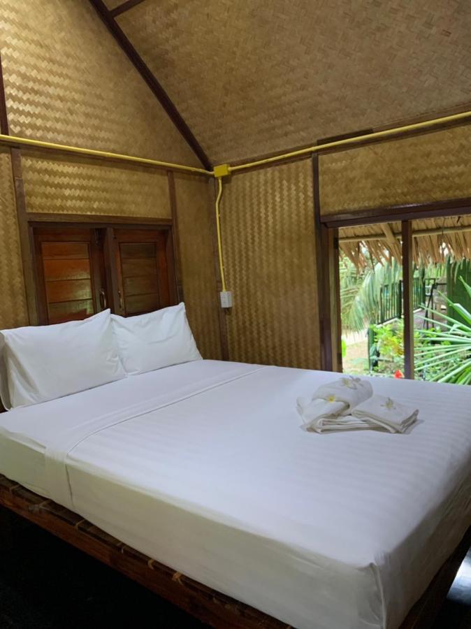 Khaosok Bamboo Huts Resort Khao Sok National Park Luaran gambar
