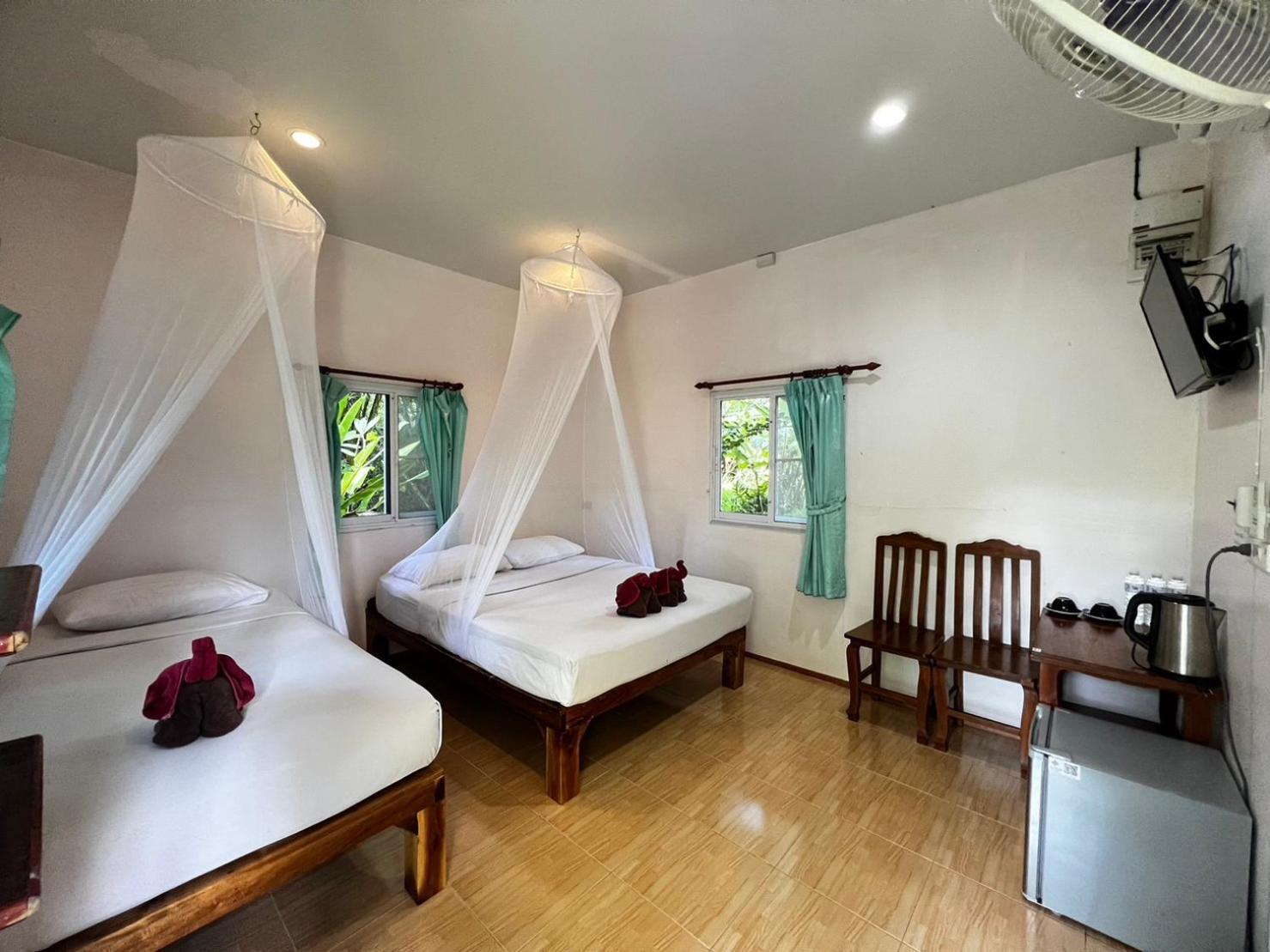 Khaosok Bamboo Huts Resort Khao Sok National Park Luaran gambar