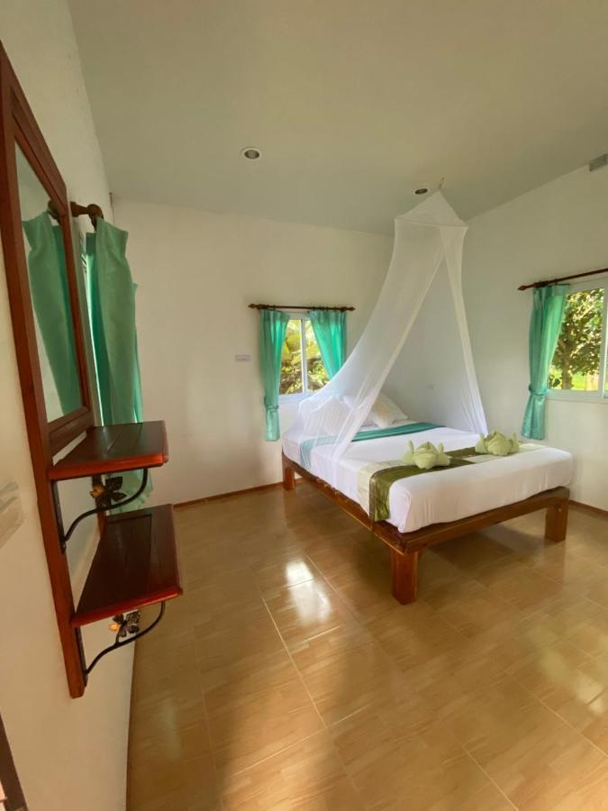 Khaosok Bamboo Huts Resort Khao Sok National Park Luaran gambar